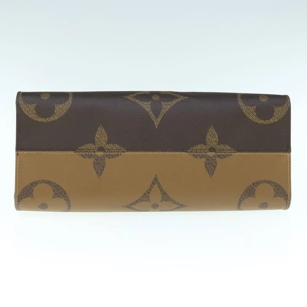 LOUIS VUITTON Monogram Reverse Giant On The Go MM Tote Bag M45321